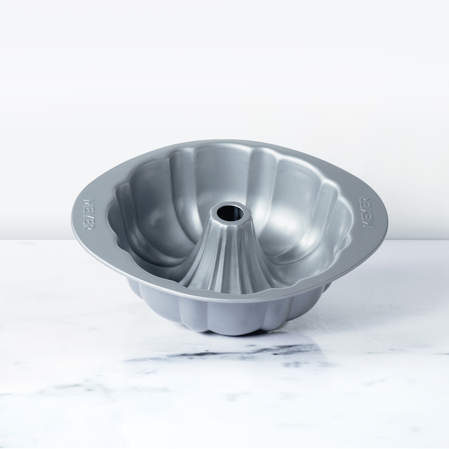 Meyer Bakemaster non-stick fluted mould